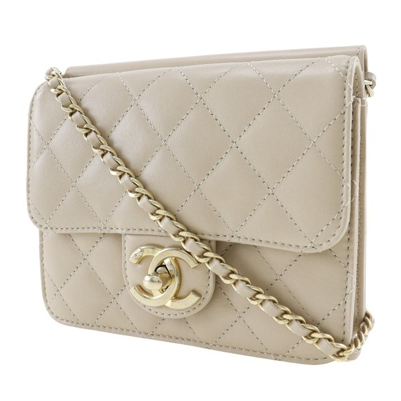 Chanel Chain Shoulder Bag Lambskin Matelasse - Picture 1 of 9